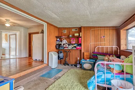 945 NW 2nd Street Prineville OR 97754