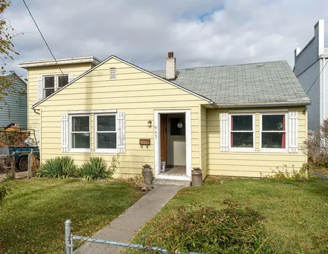 945 NW 2nd Street Prineville OR 97754