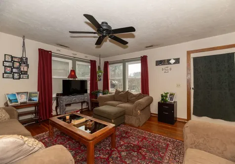 945 NW 2nd Street Prineville OR 97754