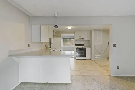 909 NE Franklin Avenue Bend OR 97701