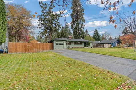 909 NE Franklin Avenue Bend OR 97701