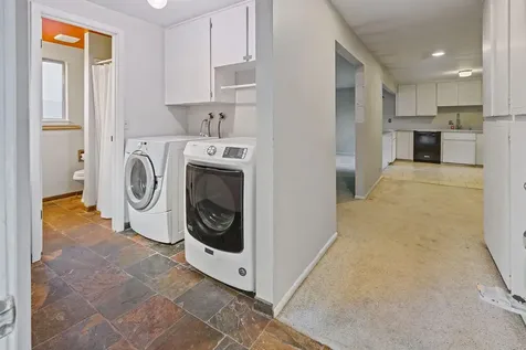 909 NE Franklin Avenue Bend OR 97701