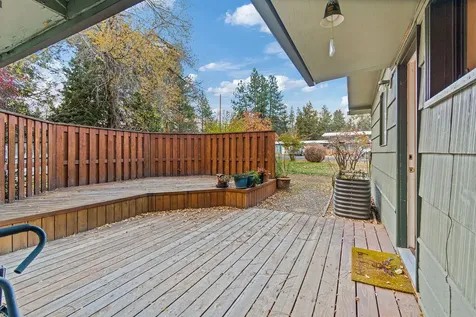 909 NE Franklin Avenue Bend OR 97701
