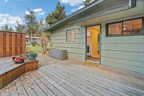 909 NE Franklin Avenue Bend OR 97701