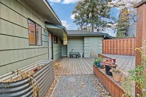 909 NE Franklin Avenue Bend OR 97701
