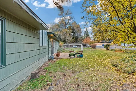909 NE Franklin Avenue Bend OR 97701