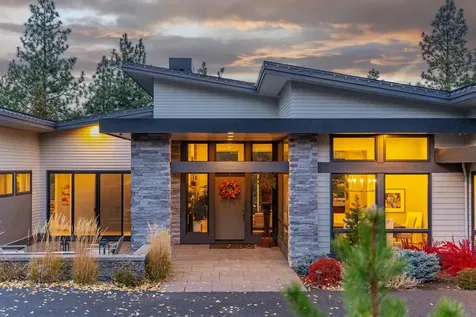 2799 NW Horizon Drive Bend OR 97703