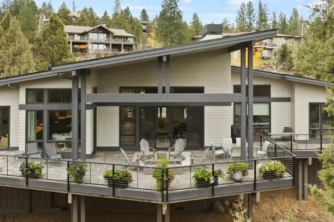 2799 NW Horizon Drive Bend OR 97703