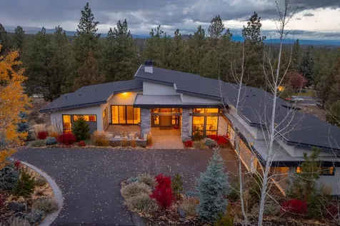 2799 NW Horizon Drive Bend OR 97703