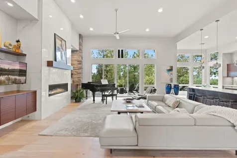 2799 NW Horizon Drive Bend OR 97703
