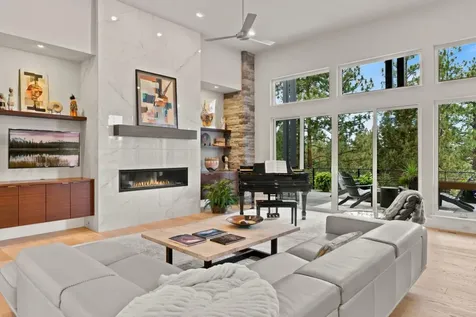 2799 NW Horizon Drive Bend OR 97703