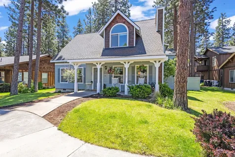 1021 E Cascade Avenue Sisters OR 97759