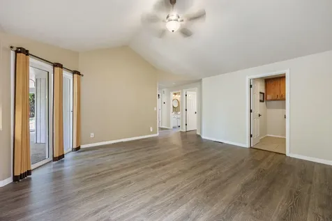1181 Easthills Court Medford OR 97504