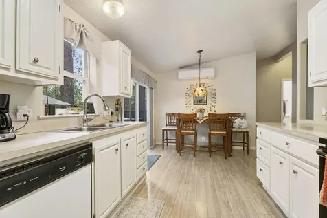 18944 Choctaw Road Bend OR 97702