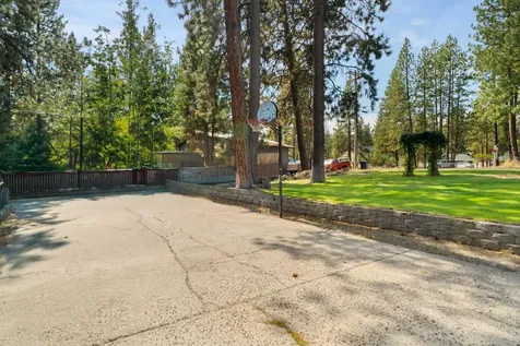 18944 Choctaw Road Bend OR 97702