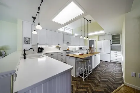 772 Jaquelyn Street Ashland OR 97520
