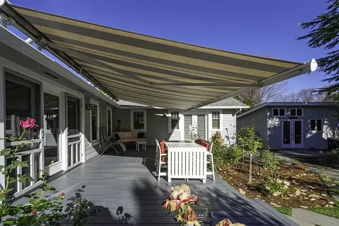 772 Jaquelyn Street Ashland OR 97520