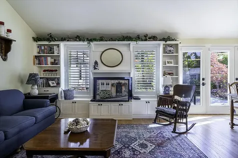 772 Jaquelyn Street Ashland OR 97520