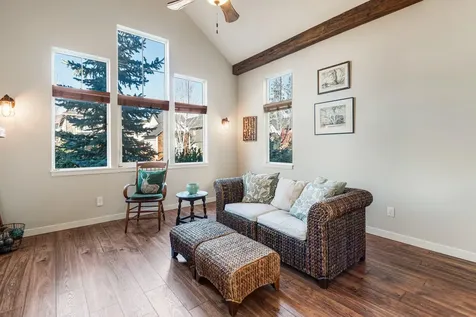 20471 Del Coco Court Bend OR 97702