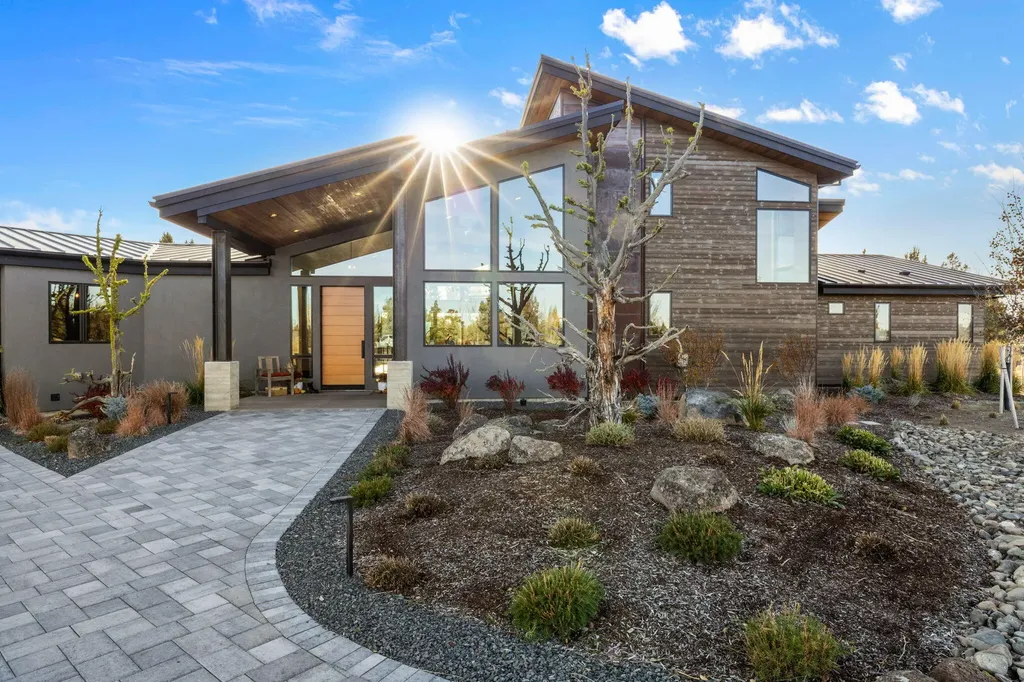 22810 Stone Wall Court Bend OR 97701
