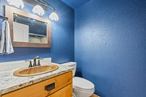 13575 Highway 234 Gold Hill OR 97525
