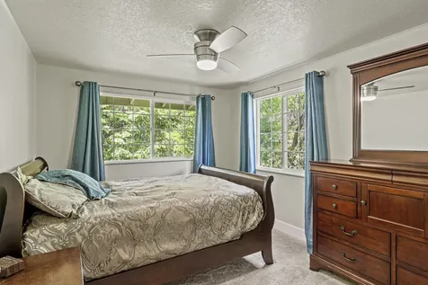 13575 Highway 234 Gold Hill OR 97525