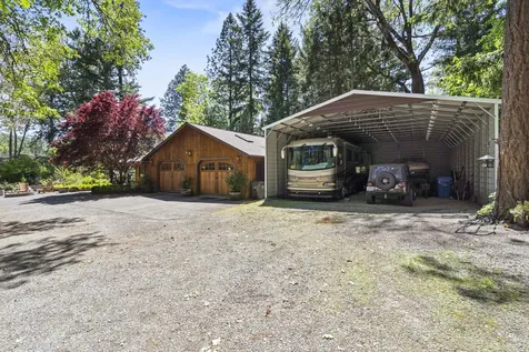 13575 Highway 234 Gold Hill OR 97525