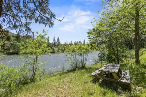 13575 Highway 234 Gold Hill OR 97525