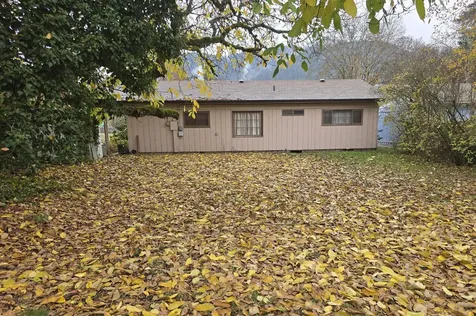 48391 Spur Avenue Oakridge OR 97463