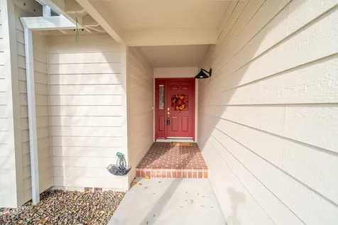 2733 Juanita Avenue Medford OR 97504
