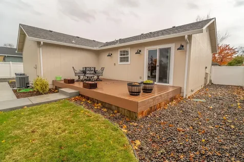 2733 Juanita Avenue Medford OR 97504