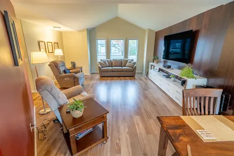2733 Juanita Avenue Medford OR 97504