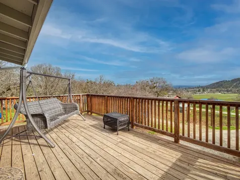 6169 Tamarack Lane Central Point OR 97502