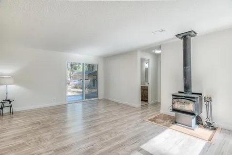 15976 Livewood Court La Pine OR 97739
