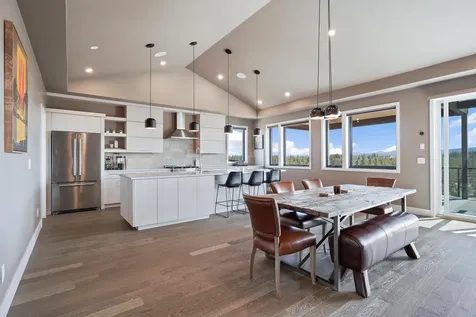 19125 Gateway Loop Bend OR 97702