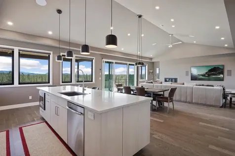 19125 Gateway Loop Bend OR 97702