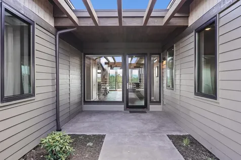 19125 Gateway Loop Bend OR 97702