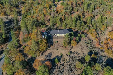 4444 W Griffin Creek Road Medford OR 97501