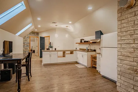 4444 W Griffin Creek Road Medford OR 97501