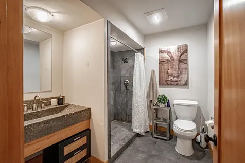4444 W Griffin Creek Road Medford OR 97501
