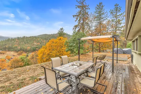 4444 W Griffin Creek Road Medford OR 97501
