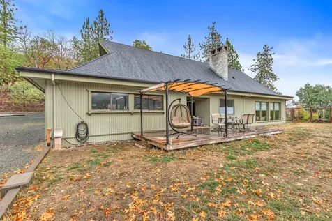4444 W Griffin Creek Road Medford OR 97501