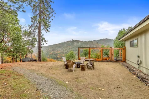 4444 W Griffin Creek Road Medford OR 97501