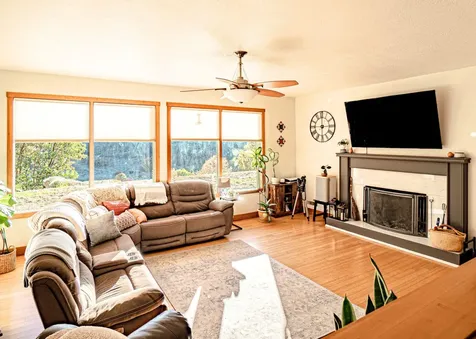 4444 W Griffin Creek Road Medford OR 97501