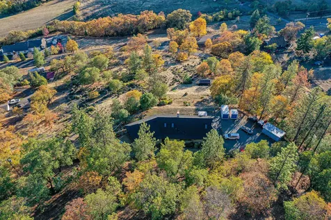 4444 W Griffin Creek Road Medford OR 97501