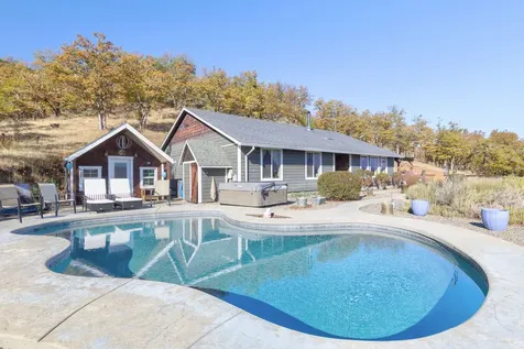460 Sams Creek Road Gold Hill OR 97525