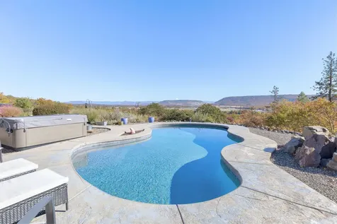 460 Sams Creek Road Gold Hill OR 97525