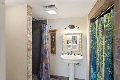 460 Sams Creek Road Gold Hill OR 97525