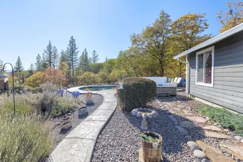 460 Sams Creek Road Gold Hill OR 97525