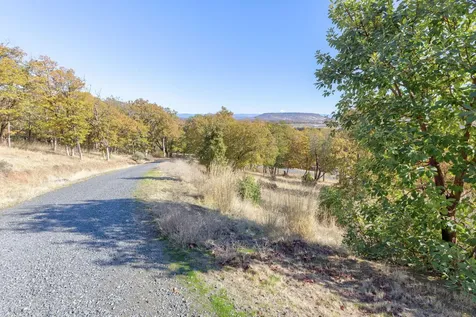 460 Sams Creek Road Gold Hill OR 97525